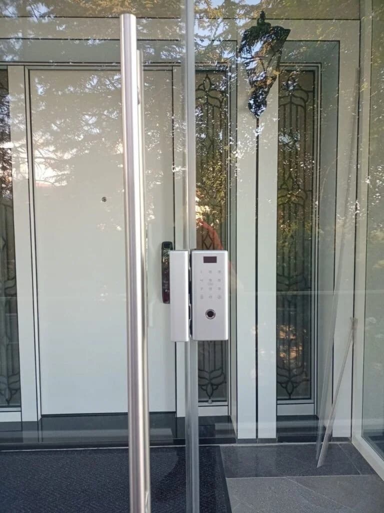 KEYTRONİK akıllı kilit montaj örneği 5